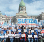 DOCENTES DE TODO EL PAÍS PARAN Y SE MOVILIZAN AL CONGRESO